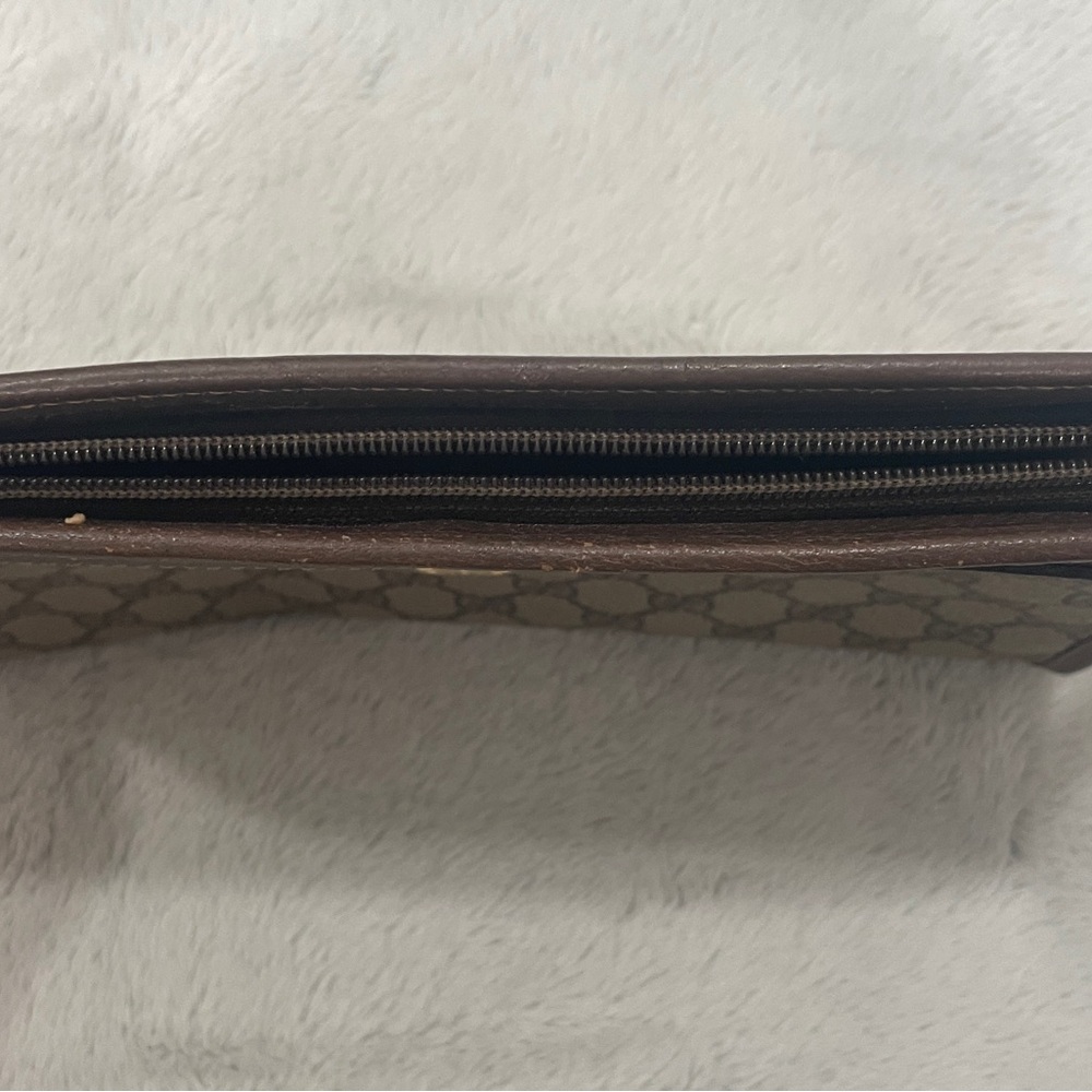 Gucci  Monogram Pouch. - Picture 5 of 15